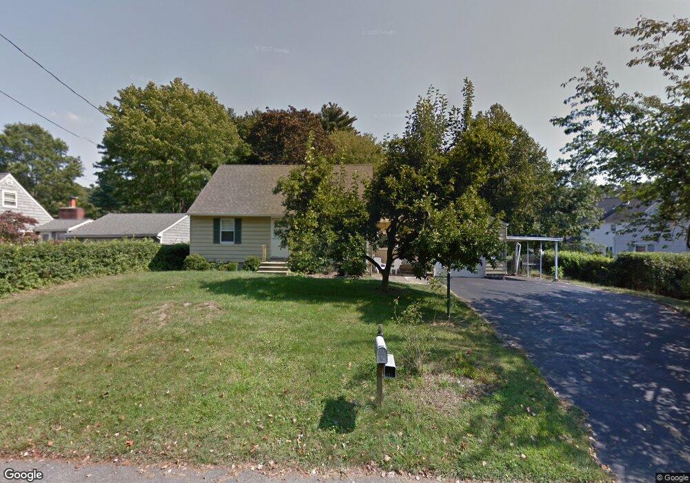 208 Sasapequan Rd, Fairfield, CT 06824 - photo 1