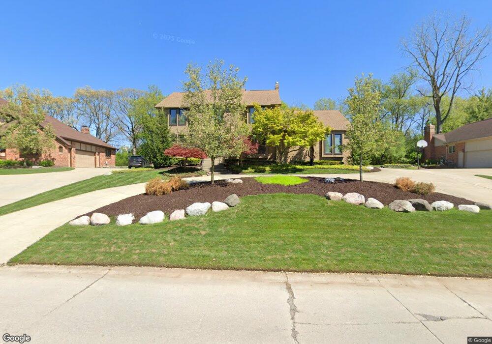 2565 Bloomfield Crossing, Bloomfield Hills, MI 48304 - photo 1