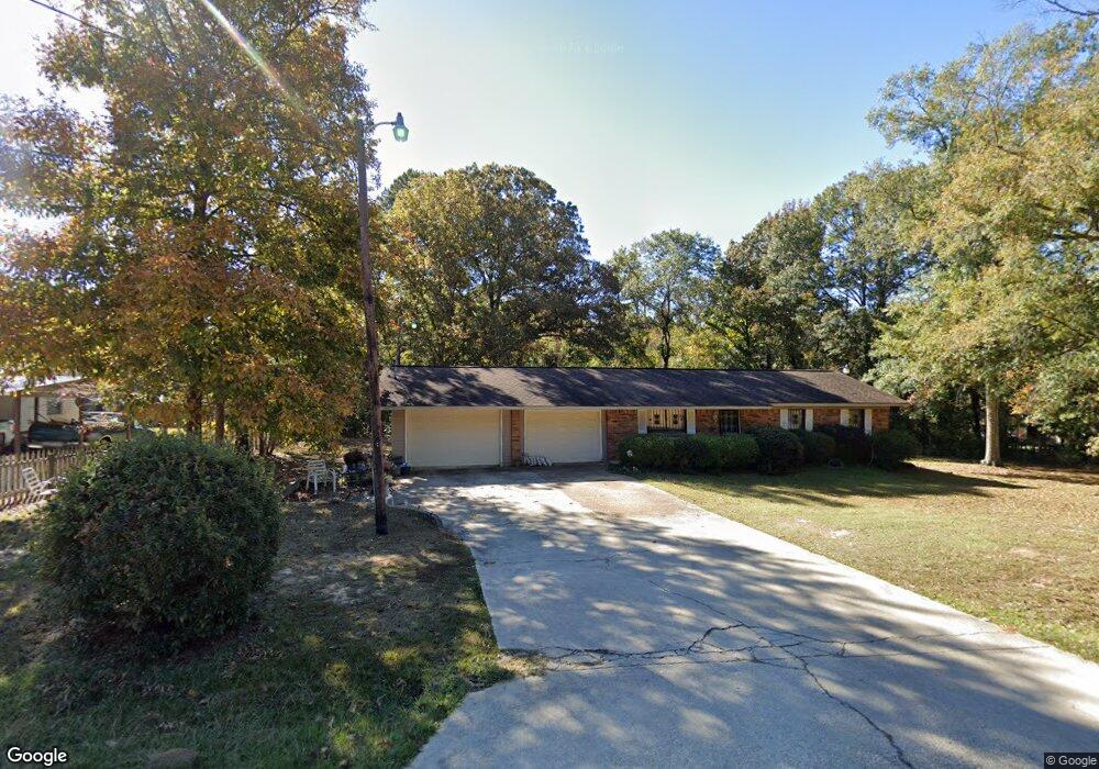 1044 Robinson Rd, McComb, MS 39648 - photo 1