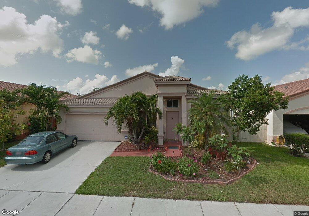 10701 SW 14th Ct, Davie, FL 33324 - photo 1