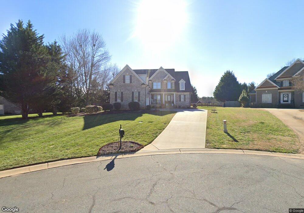 3039 Patrick Place Cir, Clover, SC 29710 - photo 1