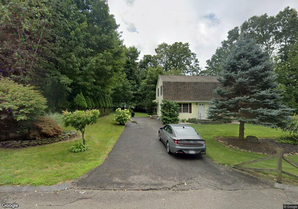 20/22 Bluebird Cir, Ludlow, MA 01056 - photo 1