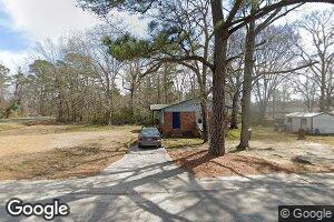 182 W Calhoun St, Wadley, GA 30477