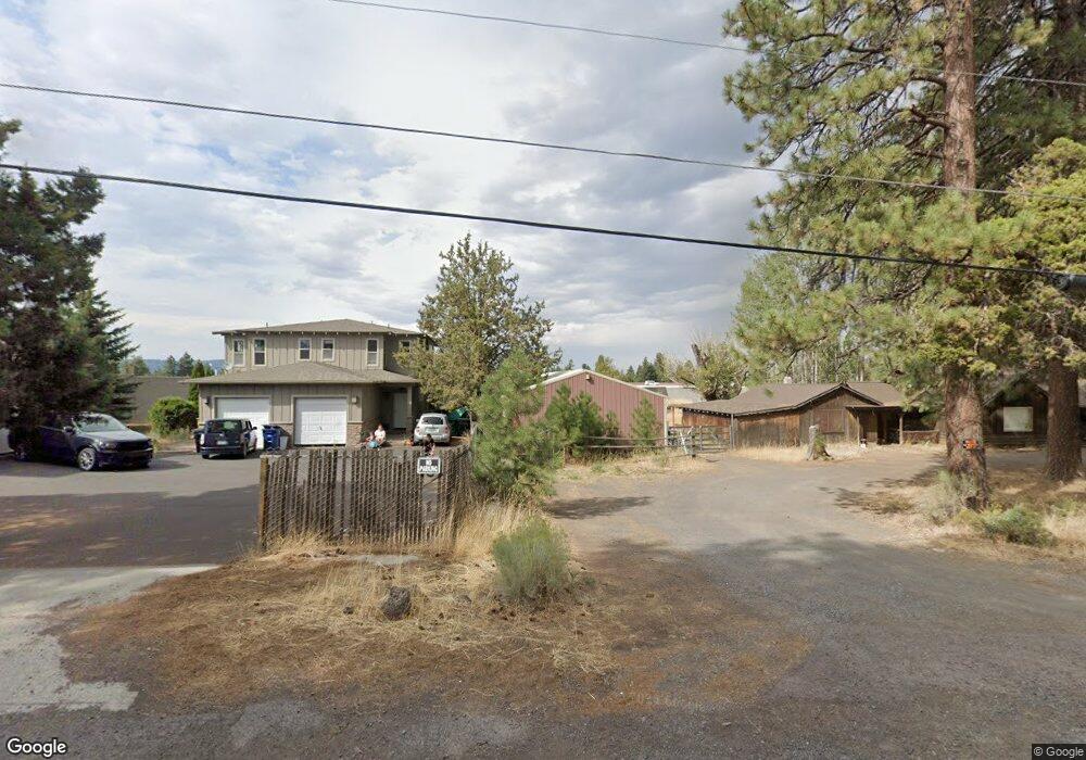 90 SW Hayes Ave, Bend, OR 97702 - photo 1
