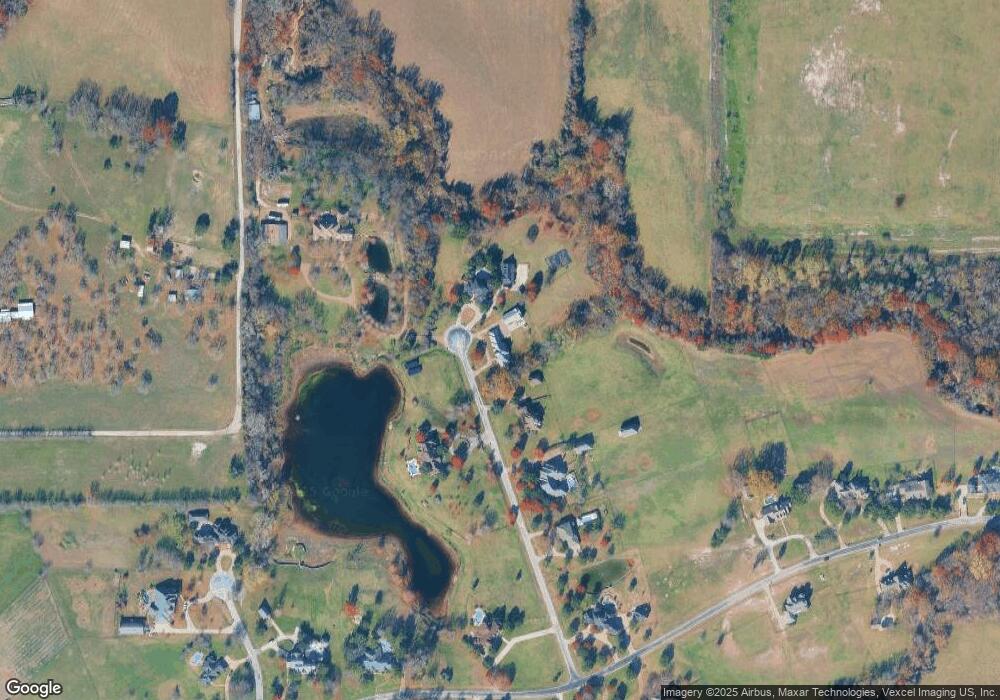 146 Waggoner Ct, Fort Worth, TX 76108 - photo 1