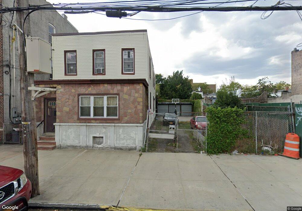 286 Essex St, Brooklyn, NY 11208 - photo 1