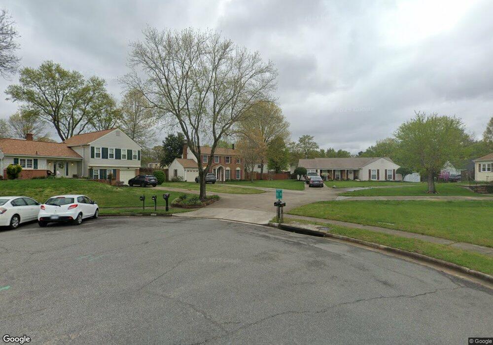 6919 Lodestone Ct, Alexandria, VA 22306 - photo 1