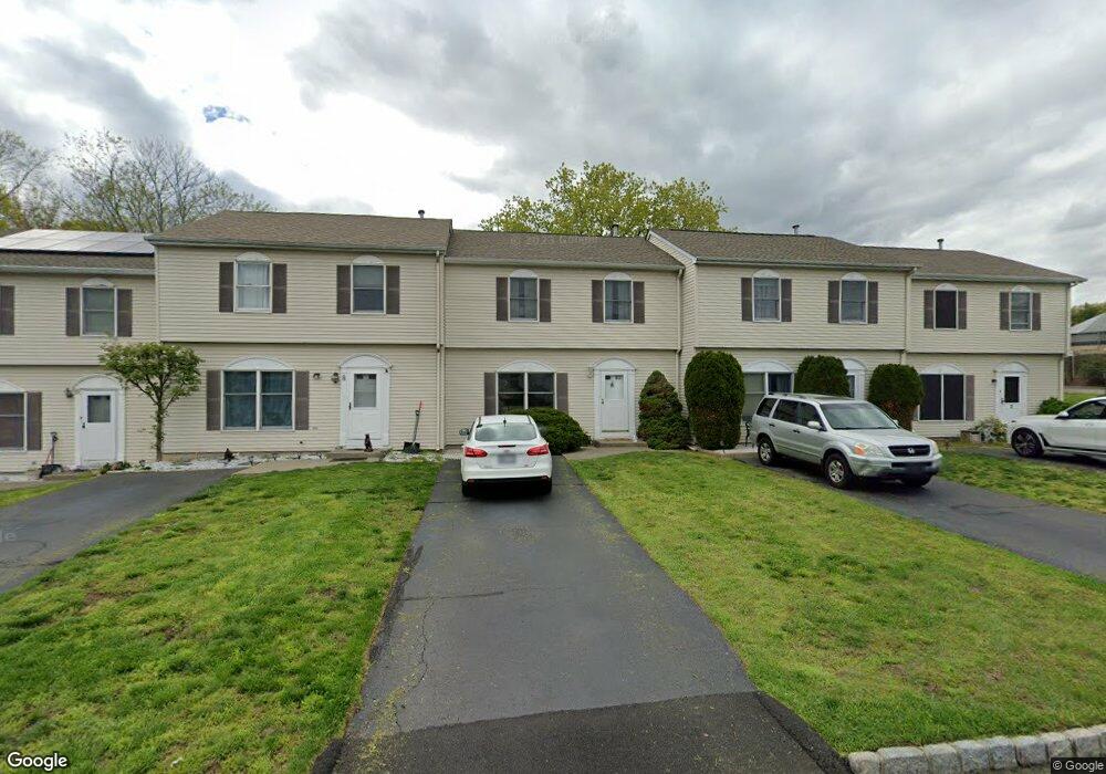 6 Melucci Ct, West Haverstraw, NY 10993 - photo 1