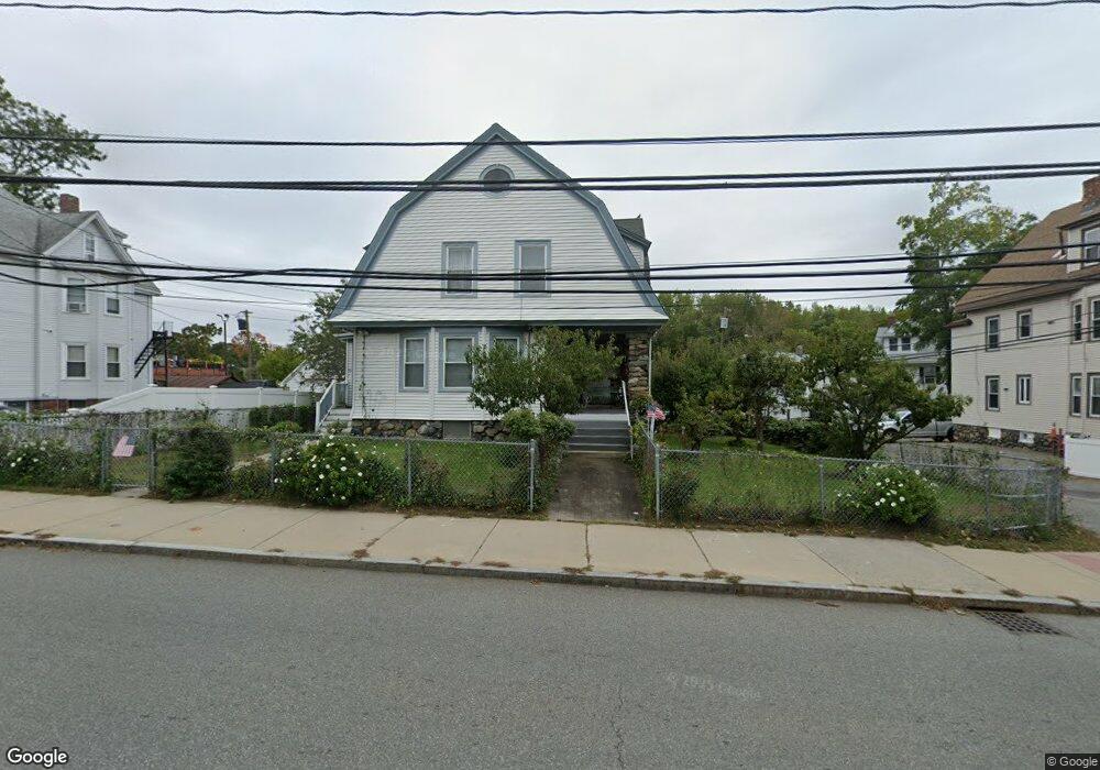 397 Crescent St unit 2, Waltham, MA 02453 - photo 1