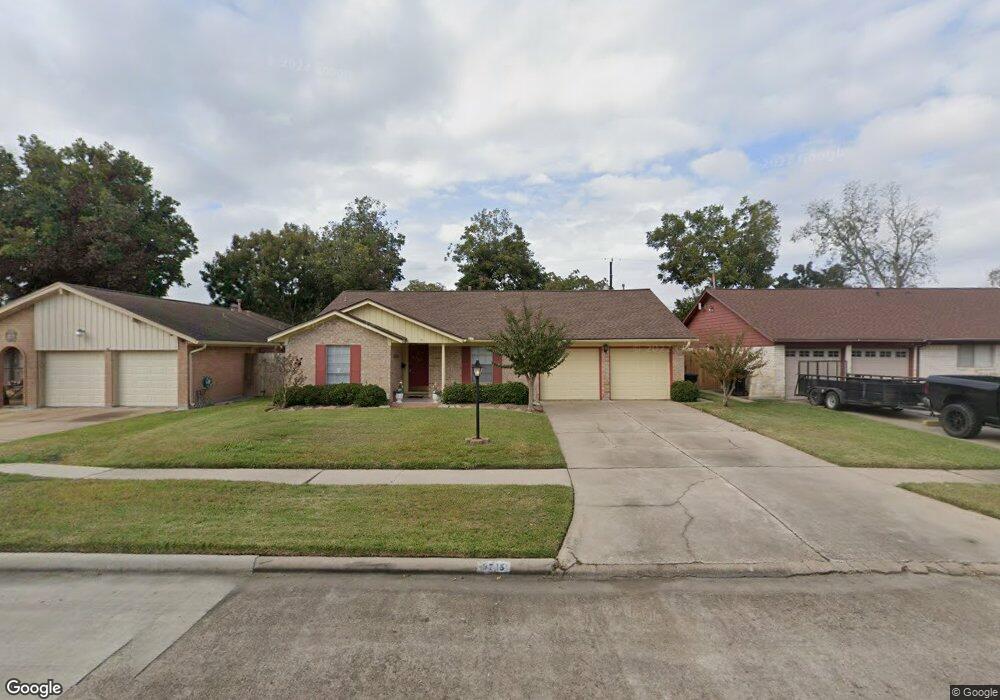 9715 Santa Monica Blvd, Houston, TX 77089 - photo 1