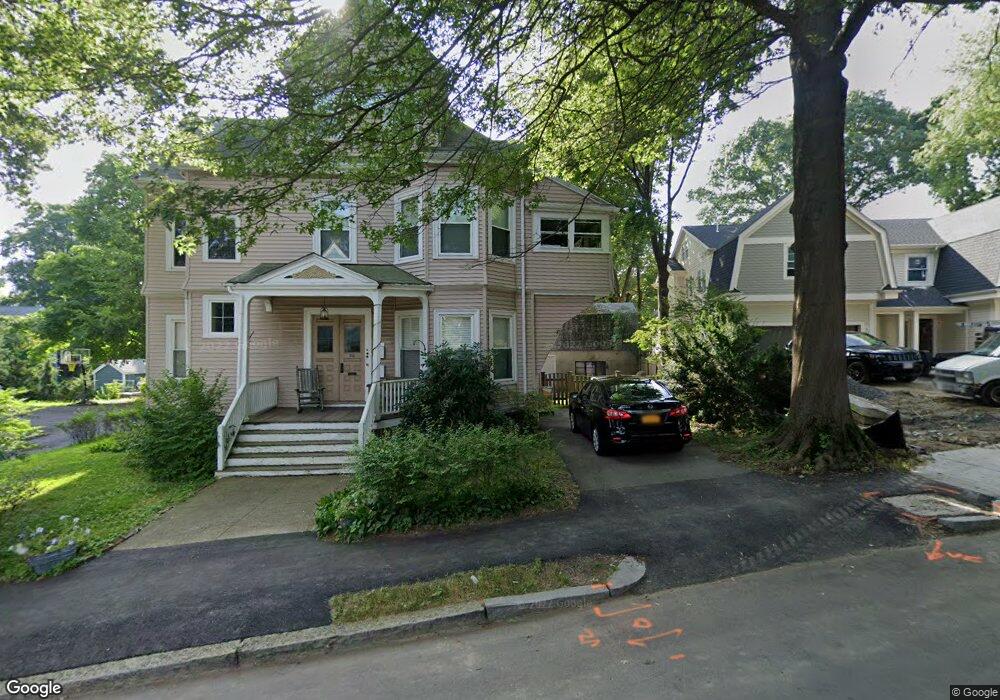 11 Maple Cir unit 13, Newton, MA 02458 - photo 1