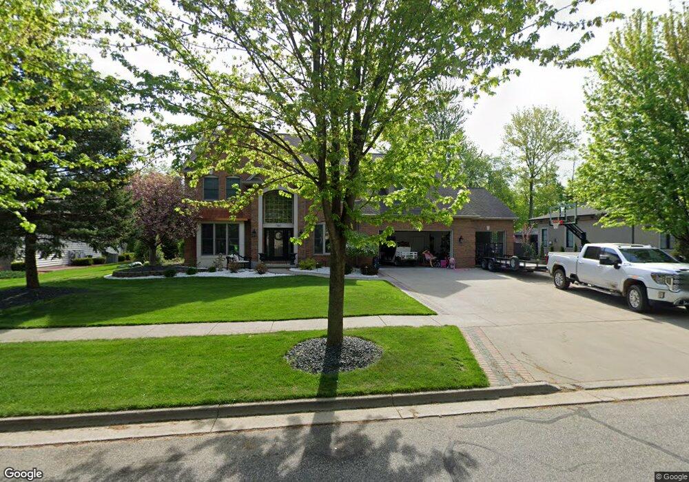 743 Maple Park Way, Frankenmuth, MI 48734 - photo 1