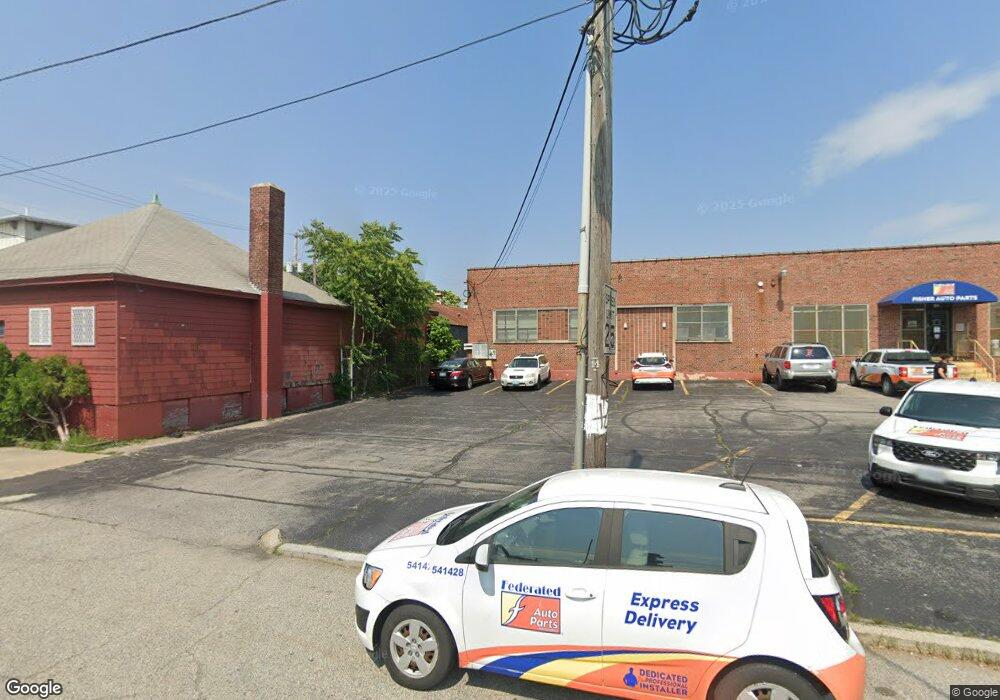 130 Narragansett Ave, Providence, RI 02907 - photo 1