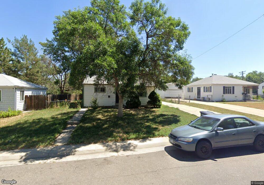 1060 Macon St, Aurora, CO 80010 - photo 1