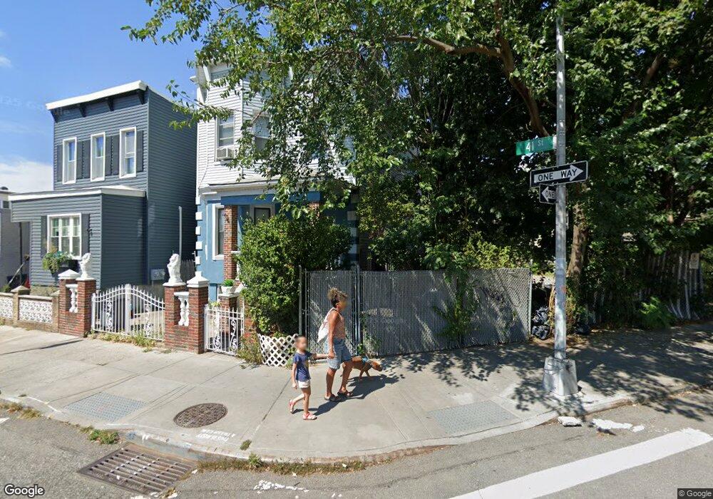 3050 41st St, Astoria, NY 11103 - photo 1