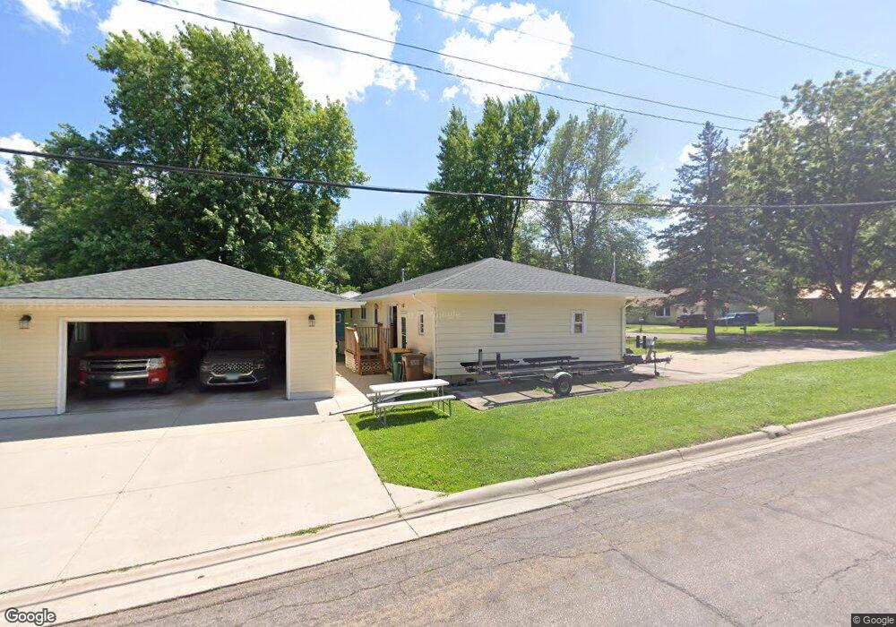 1922 Grand Ave, Albert Lea, MN 56007 - photo 1