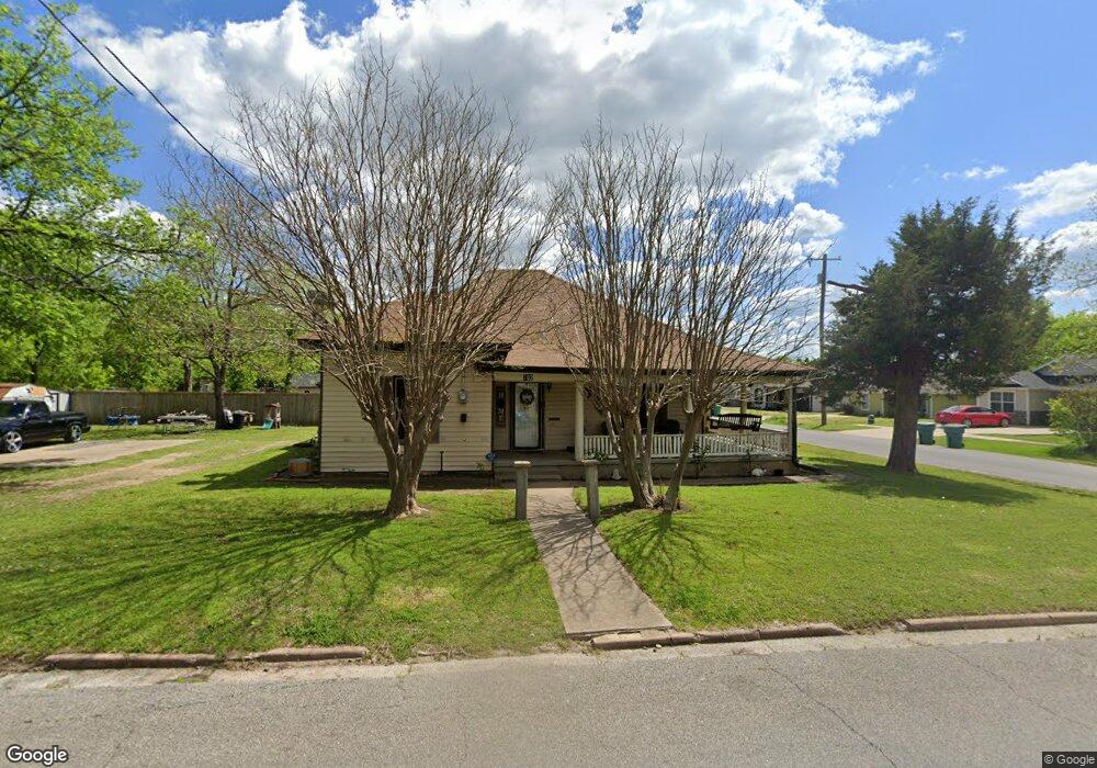 702 E College St, Sherman, TX 75090 - photo 1