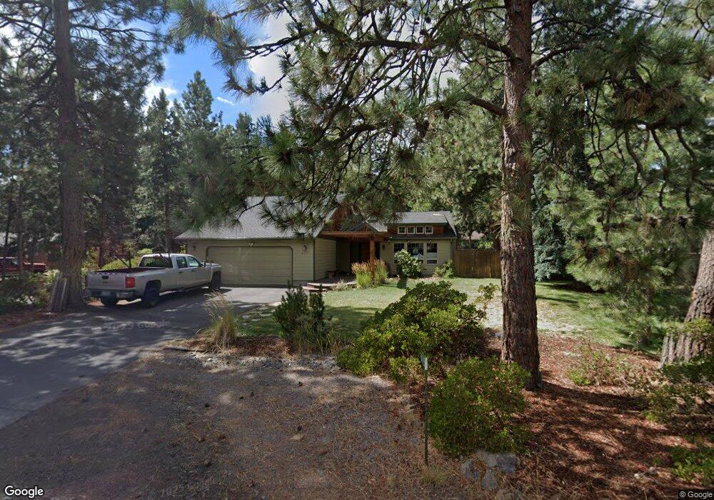 61151 Echo Hollow Rd, Bend, OR 97702 - photo 1