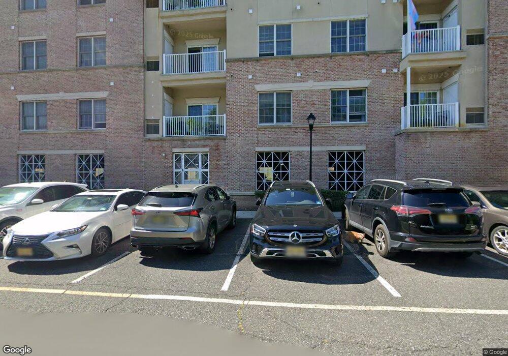 3404 Windsor Park Ct, Englewood, NJ 07631 - photo 1