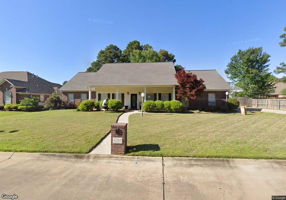 2704 Landon Ln, Texarkana, TX 75503 - photo 1