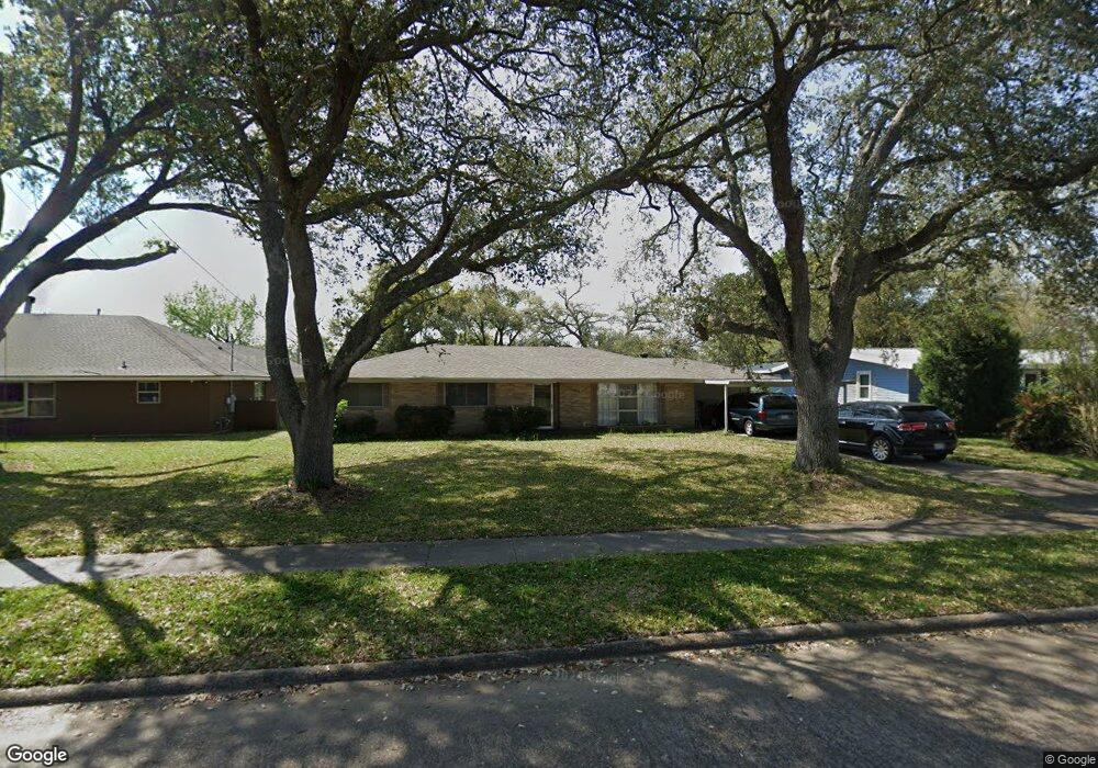 1302 Mitchell St, Lake Charles, LA 70607 - photo 1
