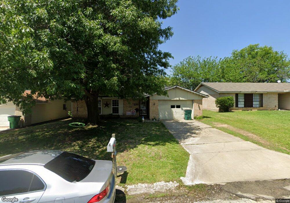 1809 Arkansas St, Gainesville, TX 76240 - photo 1