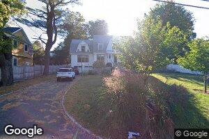 16 Flicker Ln, Norwalk, CT 06853