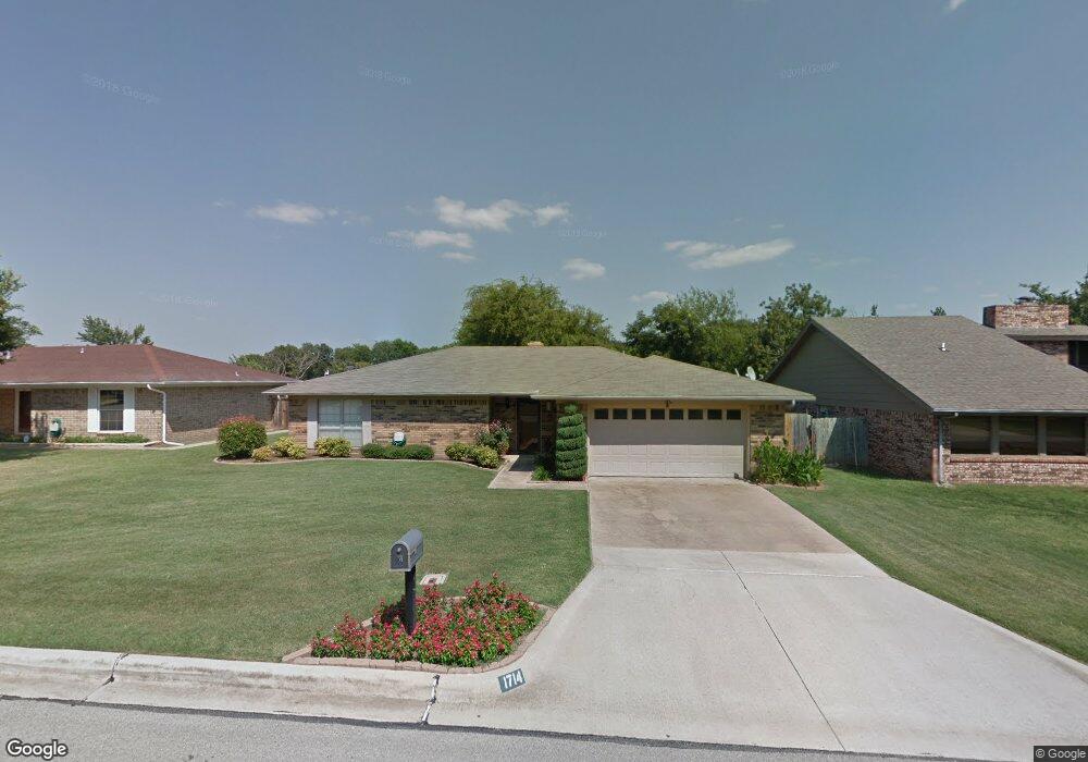 1714 Vaden Ln, Ardmore, OK 73401 - photo 1