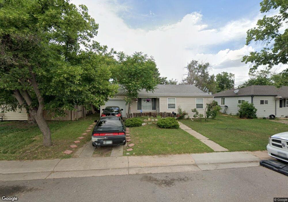 725 Lima St, Aurora, CO 80010 - photo 1