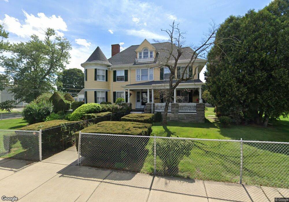 39 Warren Ave, Woburn, MA 01801 - photo 1