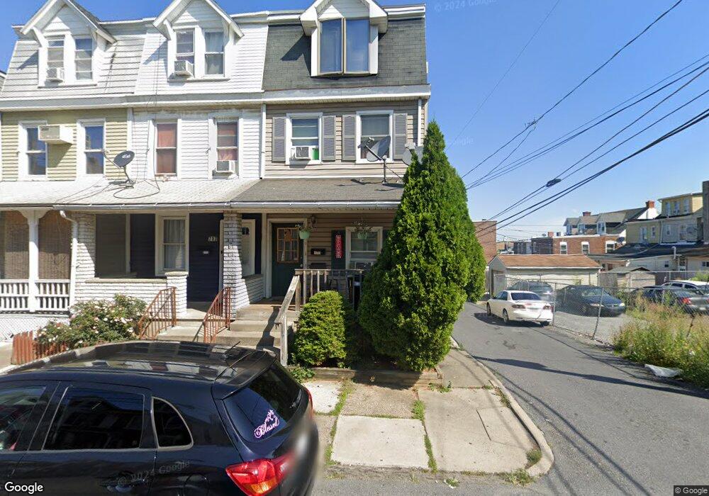 715 W Cedar St, Allentown, PA 18102 - photo 1