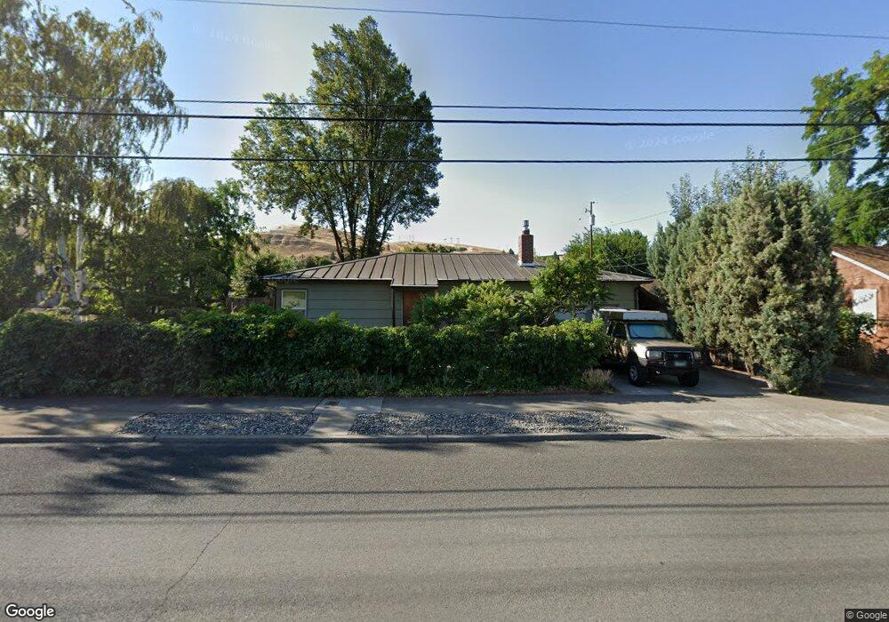 2000 E 12th St, the Dalles, OR 97058 - photo 1