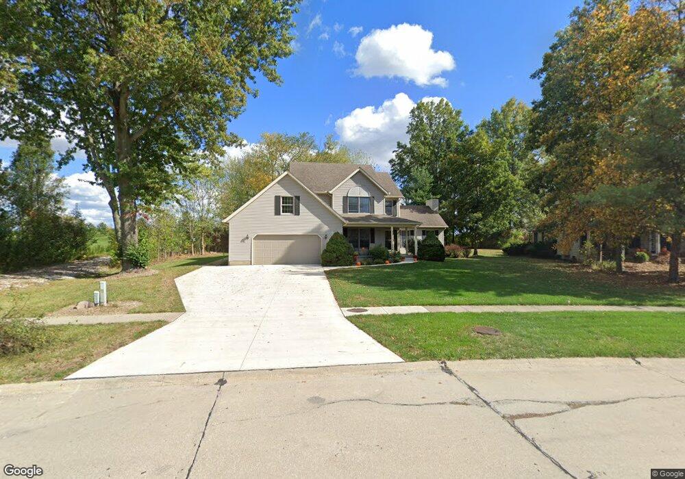 555 Hendrix Blvd, Lagrange, OH 44050 - photo 1