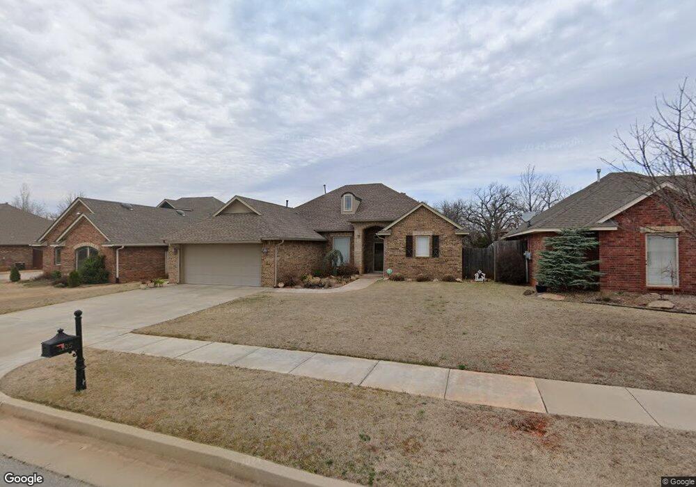 1105 Desiree Place, Moore, OK 73160 - photo 1
