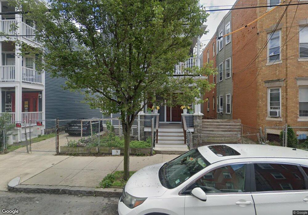 127 Shurtleff St unit 2, Chelsea, MA 02150 - photo 1