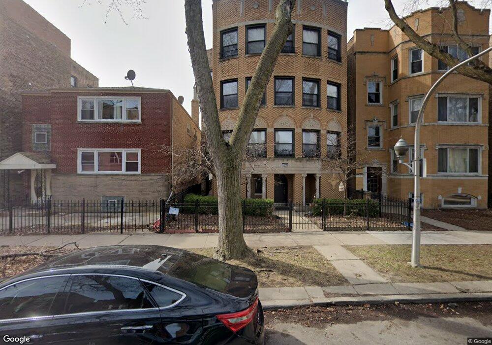 6310 N Rockwell St unit 2, Chicago, IL 60659 - photo 1