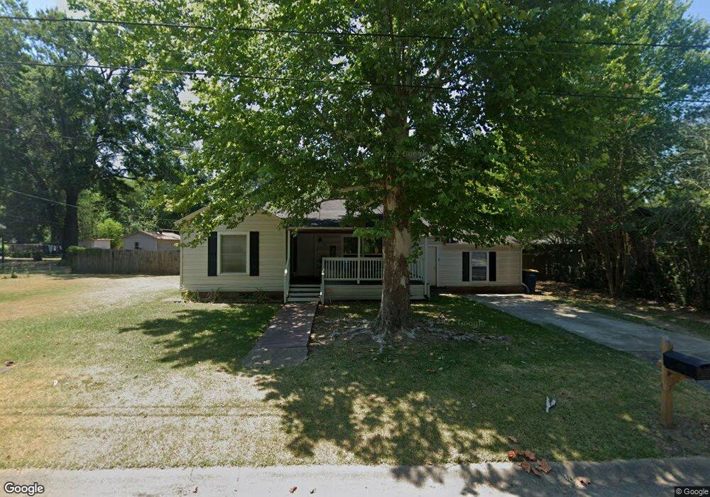 810 Camp St, Kilgore, TX 75662 - photo 1