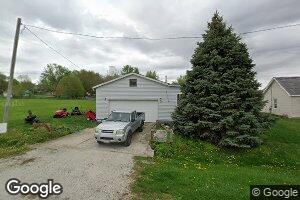 341 W Chapel St, Mount Auburn, IL 62547