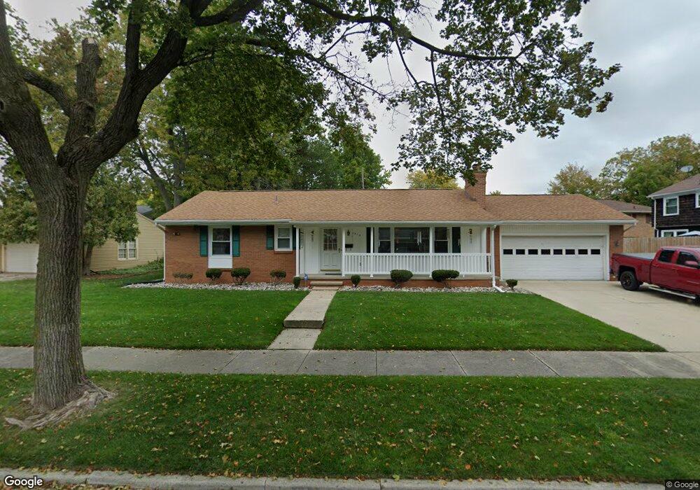2914 Cooley Dr, Lansing, MI 48911 - photo 1
