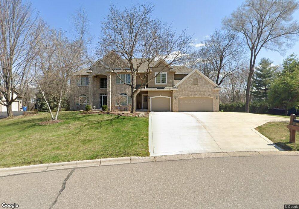 18260 Tamarack Dr, Minnetonka, MN 55345 - photo 1