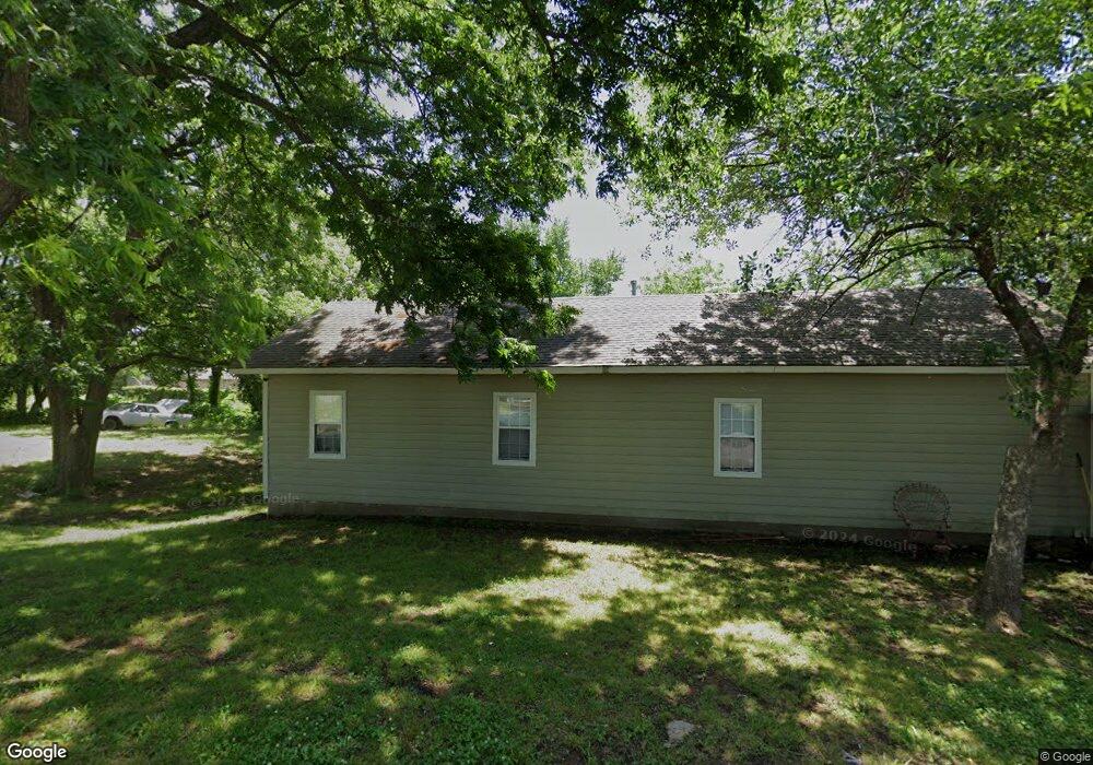 1301 E Moses St, Cushing, OK 74023 - photo 1