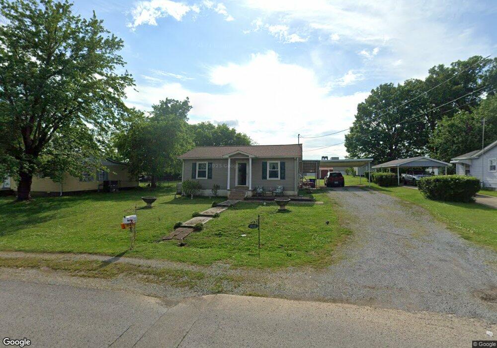 913 Smith St, Shelbyville, TN 37160 - photo 1
