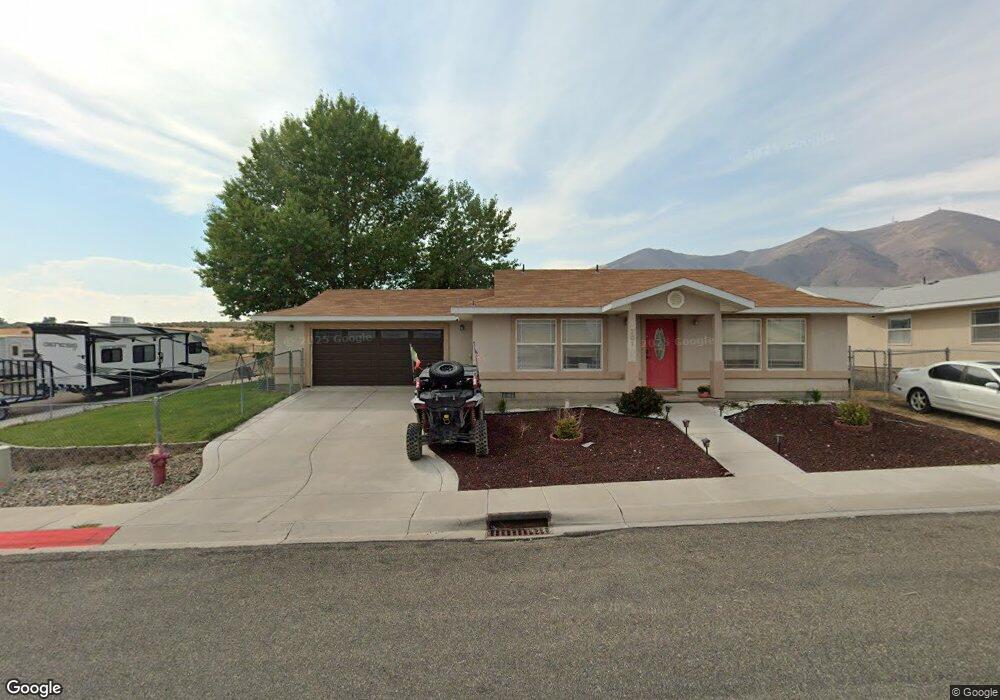 701 Lonnie Ln, Winnemucca, NV 89445 - photo 1