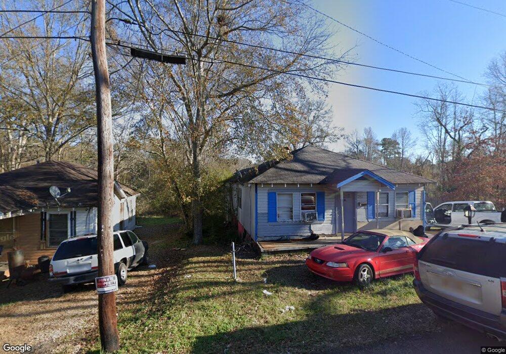 251 S Massengill St, Hazlehurst, MS 39083 - photo 1