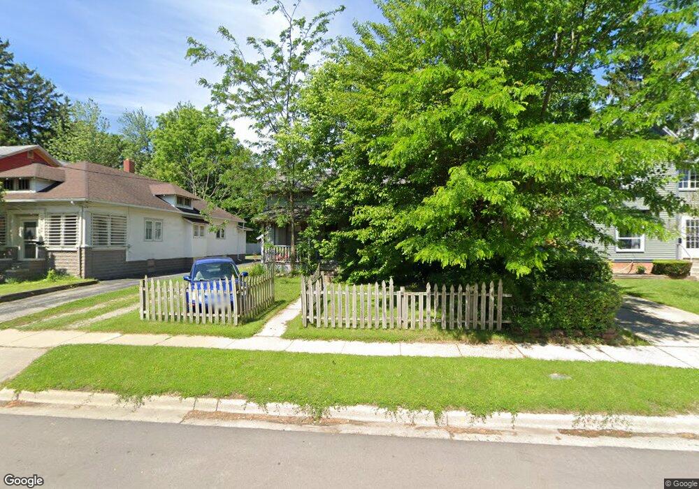 142 S Mckenzie St, Adrian, MI 49221 - photo 1