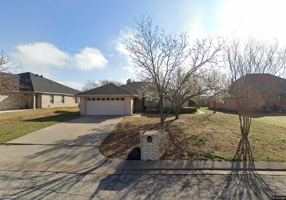 911 Sylvia St, Weatherford, TX 76086 - photo 1