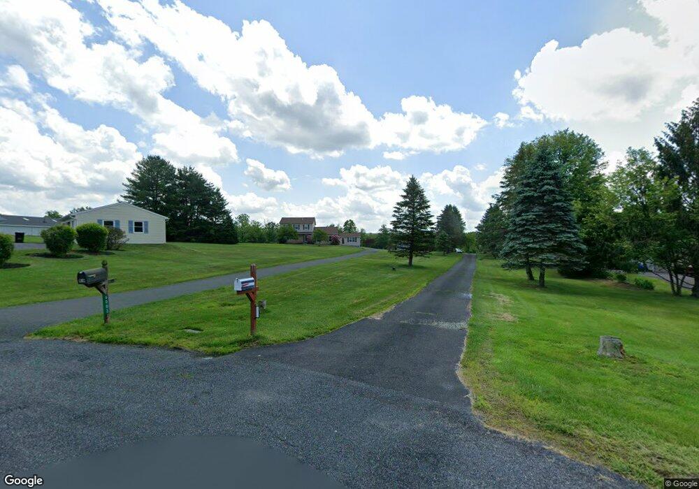 6003 Mardon Dr, Pennsburg, PA 18073 - photo 1