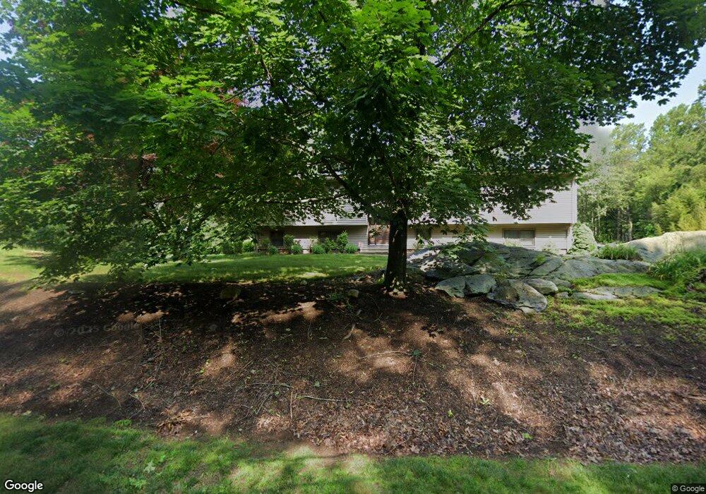 632 Wheelers Farm Rd, Orange, CT 06477 - photo 1