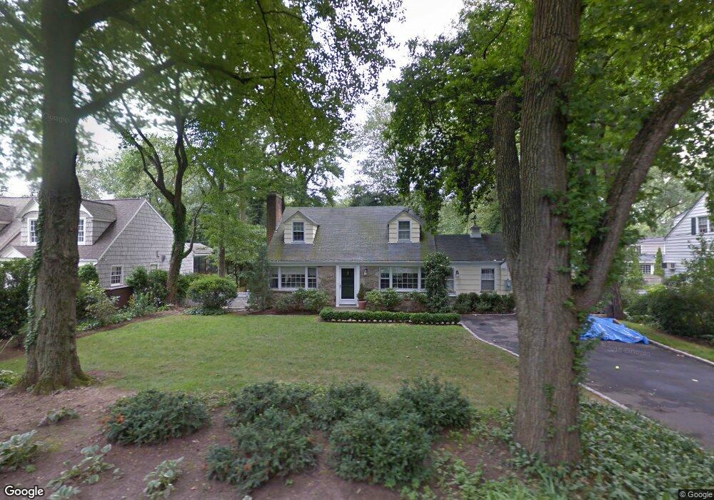 16 Druid Ln, Riverside, CT 06878 - photo 1