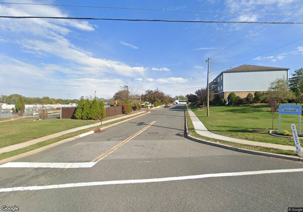 1534 E St George Ave, Linden City, NJ 07036 - photo 1